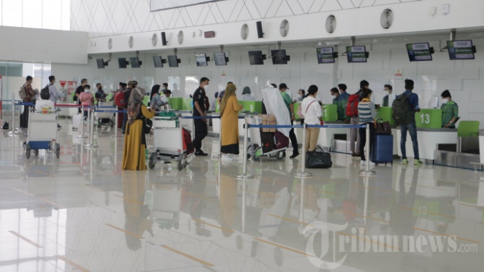 syarat-naik-pesawat-sekarang-oktober-2021-cek-lion-air-citilink-garuda-anak-di-bawah-12-tahun.jpg
