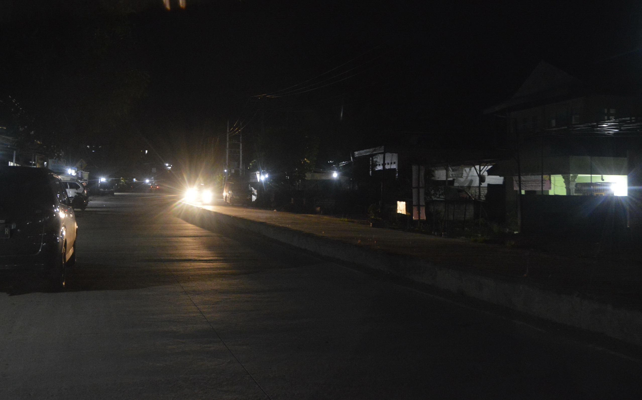 tanpa-lampu-jalan_20180704_225724.jpg