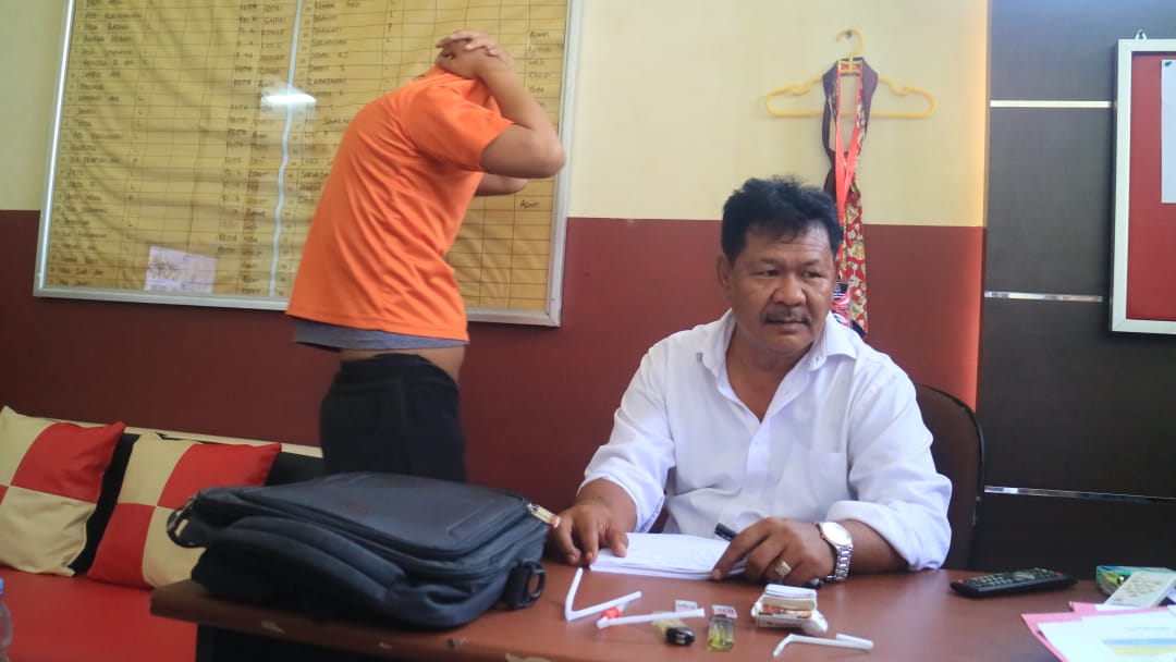 Beli Sabu Usai Kerja, Oknum Pegawai Honorer Lingkungan Pemkot Samarinda Dibekuk, Ini Barang Buktinya