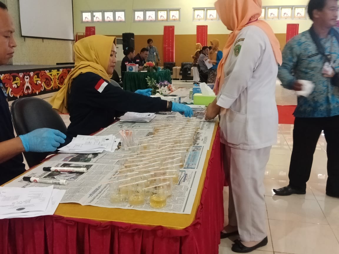 Hasil Tes Urine Negatif, THL RSUD Langsung Tandatangan Kontrak