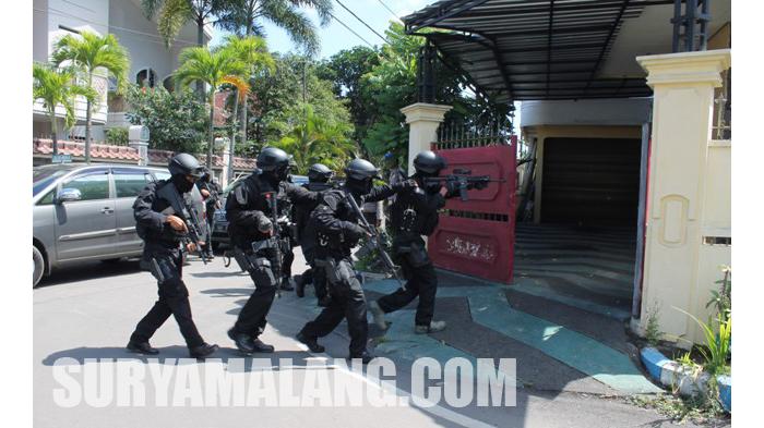 TERKUAK Riwayat Perjalanan & Profesi Terduga Teroris yang Ditangkap Densus 88, Berpendidikan Tinggi