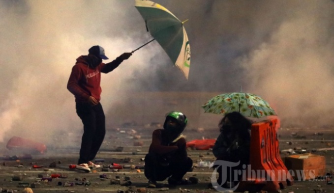 Ulasan Media Asing terkait Demo Tolak Omnibus Law UU Cipta Kerja, Soal Ricuh hingga Pro-Kontra DPR