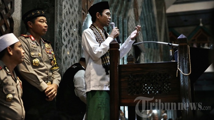 ustadz-abdul-somad_20180904_075944.jpg