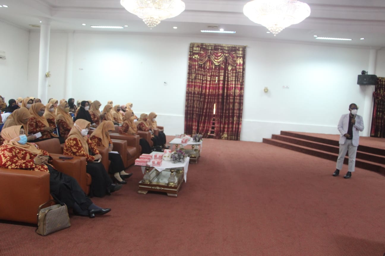 Peringati Hari Jadi Ke-22, DWP Paser Gelar Seminar Pencegahan Stunting