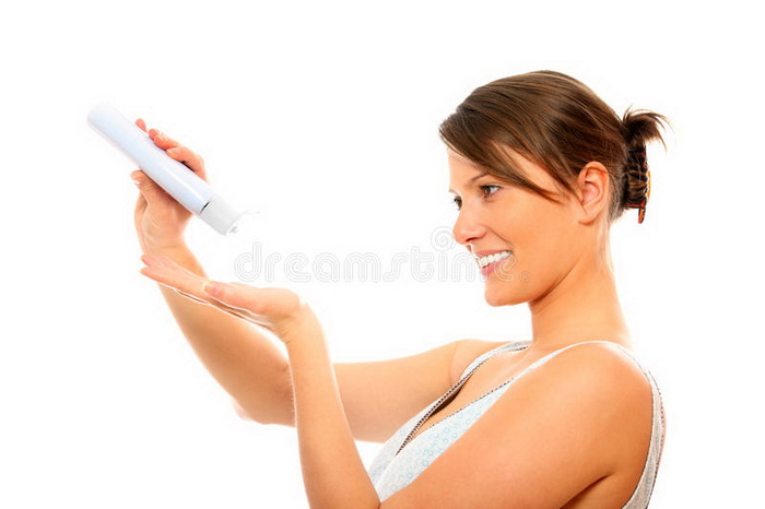 wanita-pakai-hand-body-lotion_20180719_131931.jpg