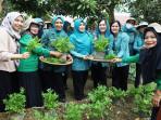 01102025_Kunjungan_Tim_verifikasi_lomba_Aku_Hatinya_PKK__Kaltim_2025JPG.jpg