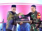 070524_sambut_peserta_latsitarda_3jpg.jpg