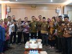 141123_PEMPROV_KALTIM_BAYAR_LAHAN_TRANSMIGRAN_PALARANjpeg.jpg