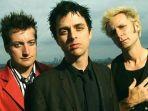 202301001_Green-Day-band.jpg
