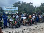 20230516_Bupati-Paser-Fahmi-Fadli-saat-melakukan-penanaman-pohon-mangrove.jpg