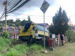 20230527_Truk-Menabrak-Mundur-Pagar.jpg