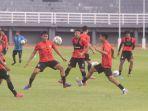 20230606_latihan-perdana-stadion-segiri-02.jpg<pf>20230606_latihan-perdana-stadion-segiri-03.jpg<pf>20230606_latihan-perdana-stadion-segiri-04.jpg<pf>20230606_latihan-perdana-stadion-segiri-05.jpg<pf>20230606_latihan-perdana-stadion-segiri-06.jpg