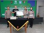 20230615_Polresta-Balikpapan-melanjutkan-program-SIM-Delivery.jpg