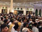 20230731_Puluhan-ribu-orang-memadati-Masjid-Agung-Al-Faruq-Sangatta.jpg