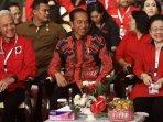 20231028_Jokowi-Megawati_Sekjen-PDIP-Hasto-membongkar-sumber-info-Pak-Lurah-minta-3-periode.jpg