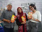 20231215_Pemilik-UMKM-Syifous-Food-Wahidah-dan-Pengamat-UMKM-Balikpapan-Okki-Noviansyah.jpg