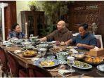 20240313-Prabowo-Titiek-dan-Didit-berbuka-puasa-01.jpg