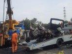 20240408_Tol-Japek-Km-58_kecelakaan-tol-Jakarta-Cikampek-Km-58_Gran-Max_identitas.jpg