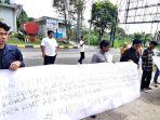 20240522_mahasiswa-yang-tergabung-dalam-AMPL-KT-menggelar-demo.jpg