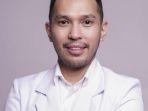 20240812_Direktur-Klinik-Kecantikan-Gloskin-Aesthetic-and-Skin-Care-Balikpapan-dr-Nanang-Masrani.jpg
