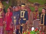 kaltim/20240818_Upacara-HUT-RI-di-IKN-Kaltim_Jokowi_Iriana_baju-Kustin_Kesultanan-Kukar.jpg