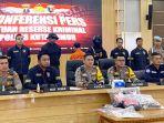 20250102_Press-Release-Satreskrim-Polres-Kutim-di-Aula-Polres-Kutai-Timur.jpg