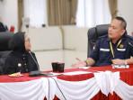 20250912_Walikota-Bontang-Neni-Moerniaeni-bersama-perwakilan-Dirjen-Migas-ESDM-Yunando.jpg