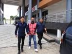 20250926_Kejati-Kaltim-menahan-tersangka-baru-berinisial-A-dalam-kasus-Perusda-BKS.jpg