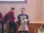 20251010_Bupati-Kutim-Ardiansyah-Sulaiman-saat-melantik-tenaga-honorer-menjadi-P3K.jpg