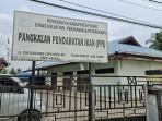 20251012_Pembuatan-Es-di-Tana-Grogot-Paser.jpg