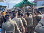 20251014_Satpol-PP-Tertibkan-PKL-di-Samarinda.jpg