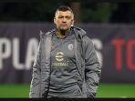 2025112_-Sergio-Consesao-Pelatih-AC-Milan.jpg