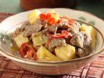Dijamin-bakal-bikin-nasi-habis-begitu-resep-opor-daging-ini-disajikan-untuk-menu-sahur.jpg