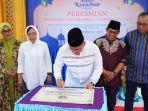 Direktur-Utama-Pupuk-Kaltim-Rahmad-Pribadi-saat-meresmikan-Musala-Changi-Al-Fath.jpg