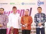 Isran-Noor-turut-berbicara-di-Regional-Investment-Forum-dan-Mini-Exhibition.jpg