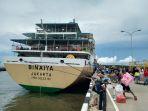 KM-Binaiya-yang-berlabuh-di-Pelabuhan-Lok-Tuan-Bontang765.jpg