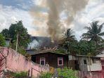 Kebakaran-yang-terjadi-di-Jalan-Milono-Gang-1-RT-12-habis-terbakar-hari-ini-Rabu-572023.jpg
