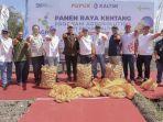 Melalui-program-Agrosolution-Pupuk-Kaltim-kembali-berhasil-tingkatkan-produktivitas-pertanian.jpg