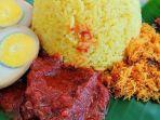 Nasi-Kuning-Banjar-Rakhman-Instagramnasikuningbanjar.jpg