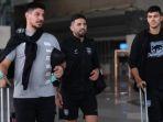 Para-pemain-Borneo-FC-Samarinda-saat-perjalanan-menuju-ke-Bogor.jpg