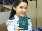 Pengajuan-Paspor-Baru-dengan-Masa-Berlaku-10-Tahun-Dimulai-12-Oktober-2022-Cek-Biaya-dan-Syaratnya.jpg