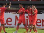 Penggawa-Borneo-FC-merayakan-gol-Pesut-Etam-se.jpg