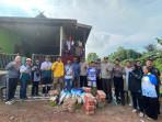 Polsek-Bengalon-bantuan-kebakaran.jpg