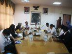 Rombongan-Kemenko-PMK-temui-Sekda-PPU-Tohar-sebelum-kunjungi-PPU-dan-IKN0.jpg