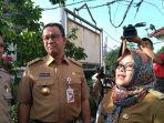 anies-baswedan-lurah-cikini_20171025_115407.jpg