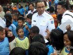 anies-baswedan-murid-sd_20171019_135111.jpg