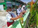 cuci-tangan-sebelum-masuk-kelas.jpg