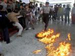 demo-bakar-ban.jpg