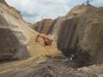 ekskavator-tambang_20160309_114857.jpg