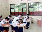 ilustrasi-siswa-siswi-mengikuti-kegiatan-pembelajaran-tatap-muka-ptm.jpg